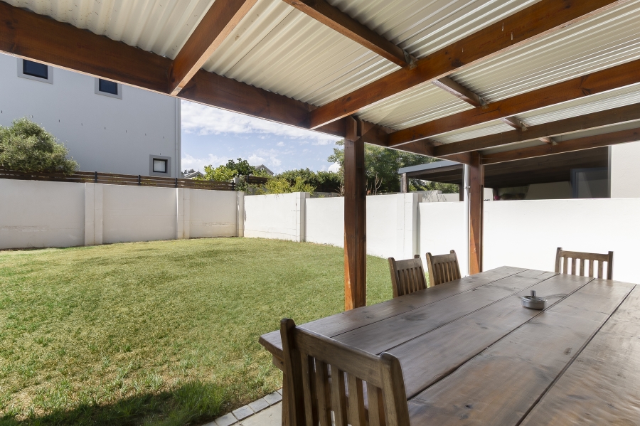 3 Bedroom Property for Sale in Kelderhof Country Village Western Cape